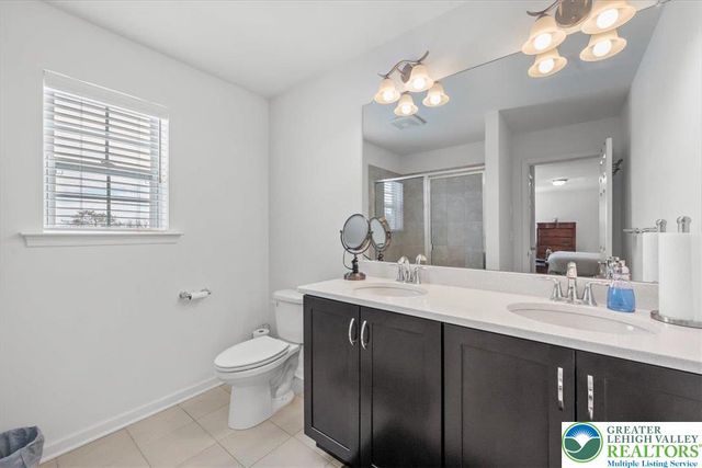 5037 Lilac Drive, North Whitehall Twp, PA 18078