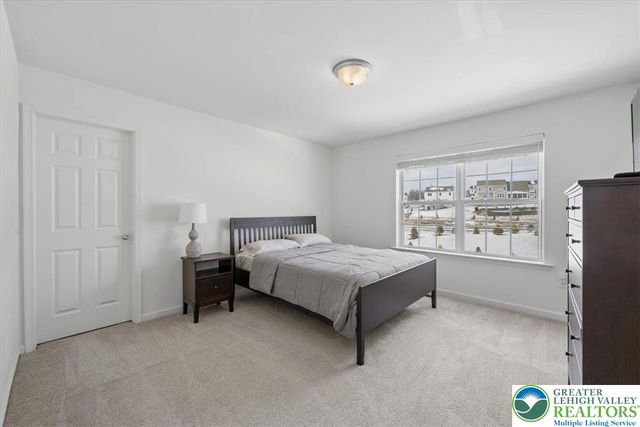 5037 Lilac Drive, North Whitehall Twp, PA 18078