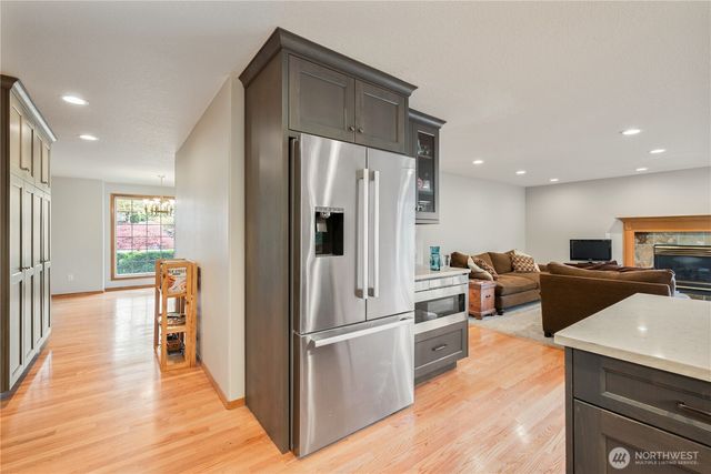 239 W St. James, Longview, WA 98632