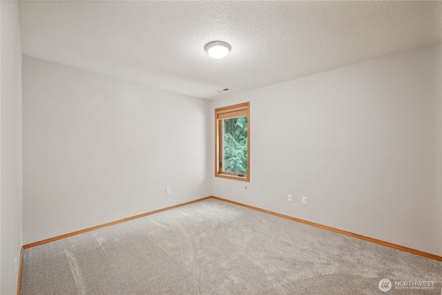 239 W St. James, Longview, WA 98632