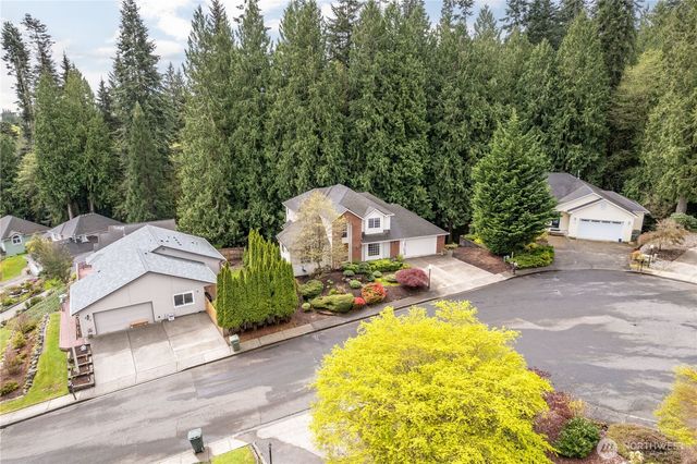 239 W St. James, Longview, WA 98632