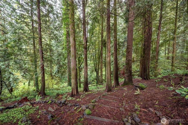 239 W St. James, Longview, WA 98632