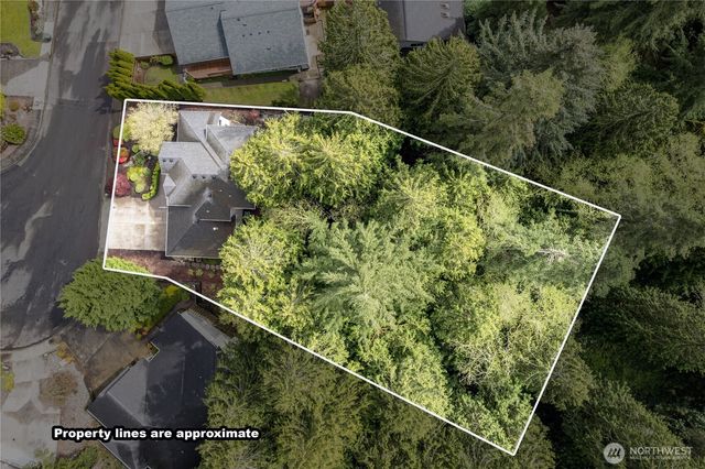 239 W St. James, Longview, WA 98632