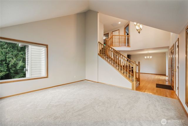 239 W St. James, Longview, WA 98632