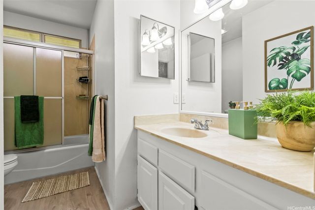 1263 Akiahala Street, Kailua, HI 96734