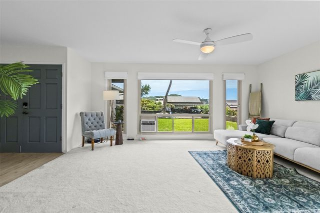 1263 Akiahala Street, Kailua, HI 96734