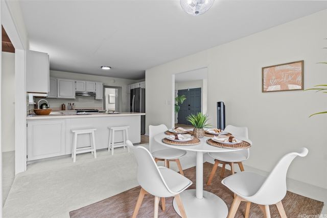 1263 Akiahala Street, Kailua, HI 96734