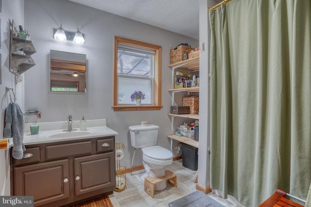 17065 SPRUCE RD, Ellendale, DE 19941