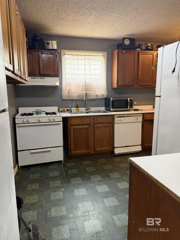 22728 Wing Lane B, Robertsdale, AL 36567