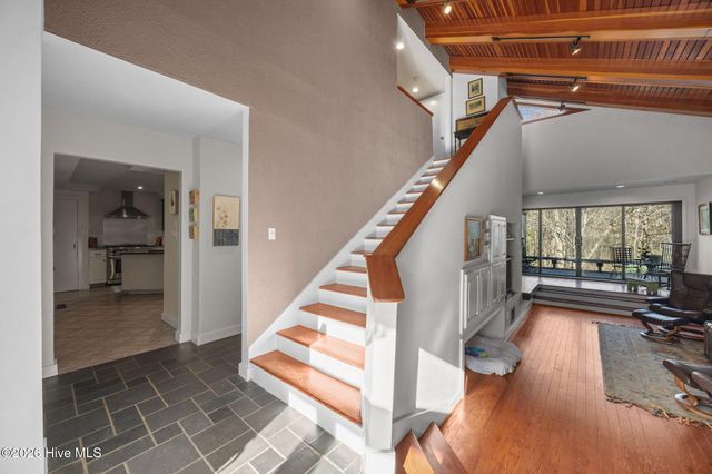 127 Hampton Drive, Washington, NC 27889