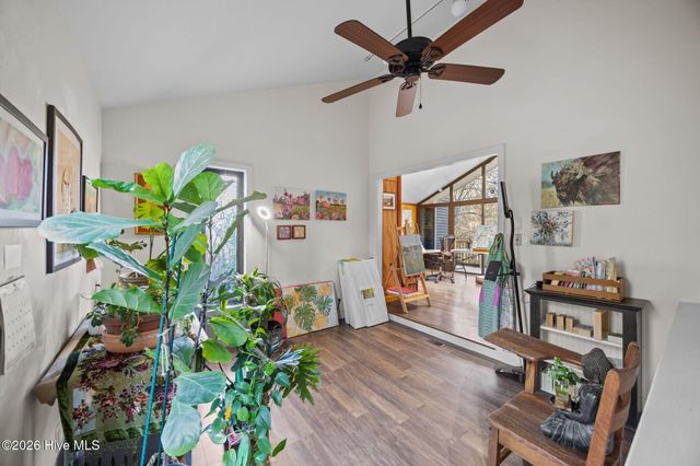 127 Hampton Drive, Washington, NC 27889