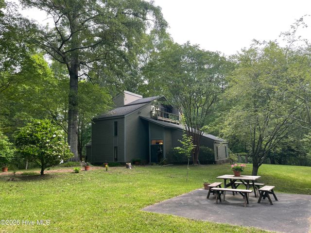 127 Hampton Drive, Washington, NC 27889