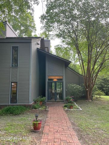 127 Hampton Drive, Washington, NC 27889