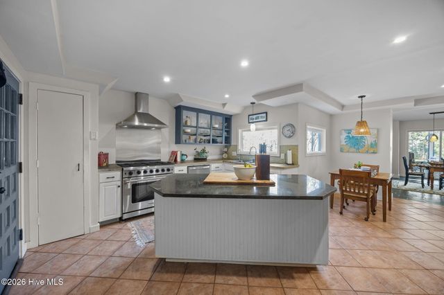 127 Hampton Drive, Washington, NC 27889