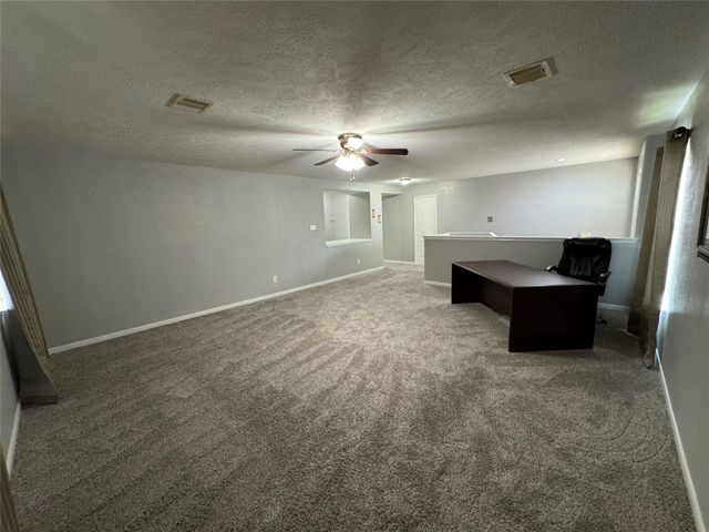 19419 Remington Bend Drive, Houston, TX 77073