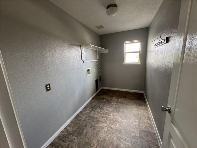 19419 Remington Bend Drive, Houston, TX 77073