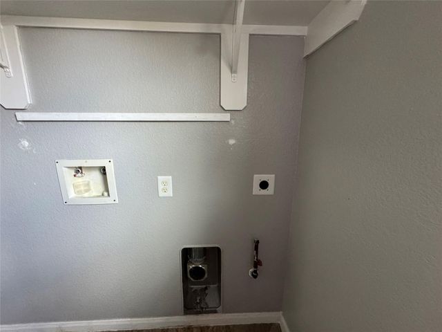 19419 Remington Bend Drive, Houston, TX 77073