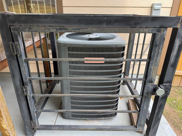 19419 Remington Bend Drive, Houston, TX 77073