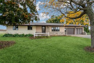 331 E LAKE STREET, Chilton, WI 53014