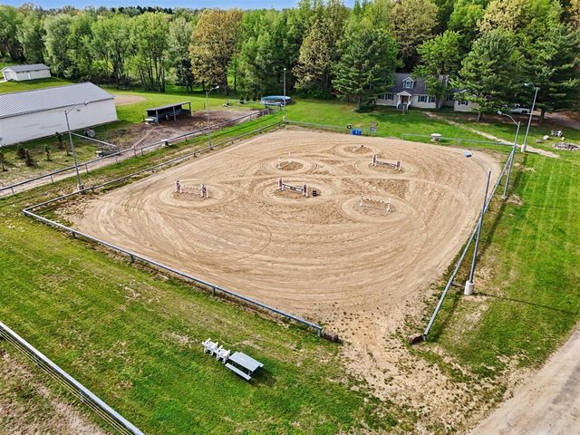 11475 Gorsline Road, Battle Creek, MI 49014