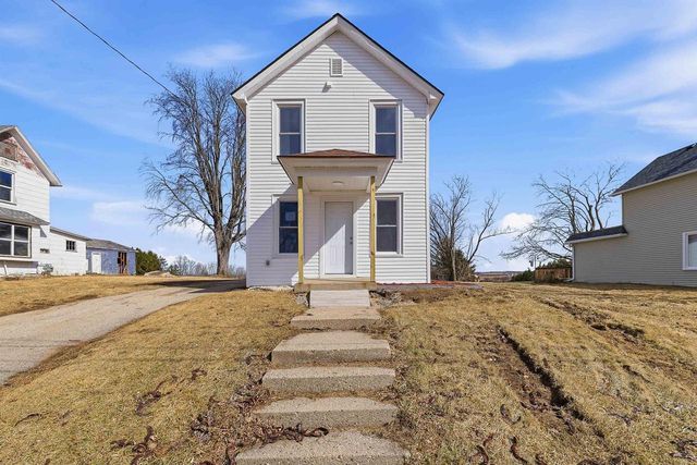 170 S High Street, Mayville, WI 53050