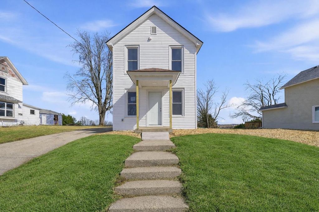 170 S High Street, Mayville, WI 53050