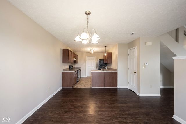 2781 Grand Fir, Greenwood, IN 46143