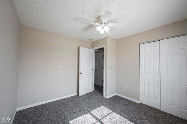 2781 Grand Fir, Greenwood, IN 46143