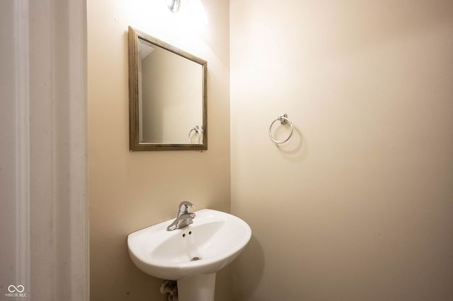 2781 Grand Fir, Greenwood, IN 46143