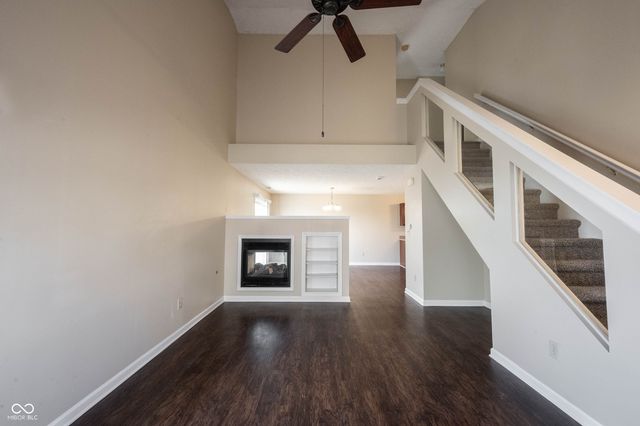 2781 Grand Fir, Greenwood, IN 46143