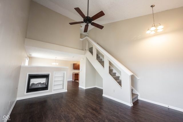 2781 Grand Fir, Greenwood, IN 46143