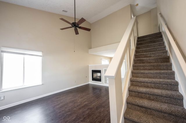 2781 Grand Fir, Greenwood, IN 46143