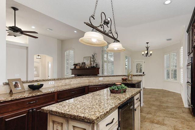 67 N Old Cedar Circle, The Woodlands, TX 77382