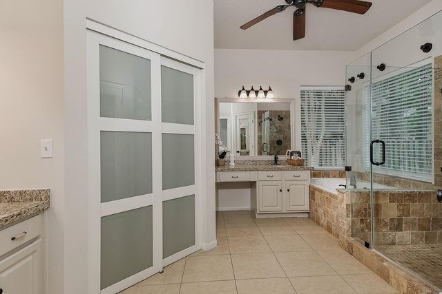 67 N Old Cedar Circle, The Woodlands, TX 77382