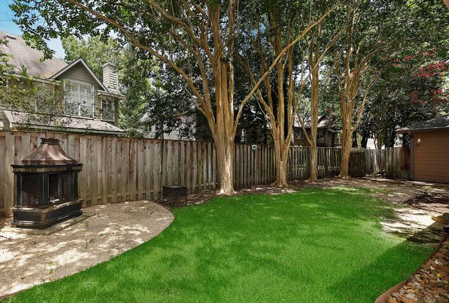 67 N Old Cedar Circle, The Woodlands, TX 77382
