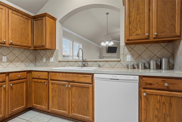 2549 Massey Lane, Robinson, TX 76706