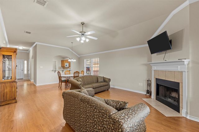 2549 Massey Lane, Robinson, TX 76706