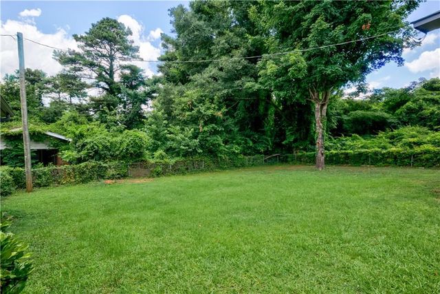 3282 Convair Lane, Decatur, GA 30032