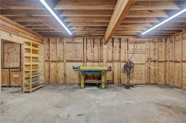 3282 Convair Lane, Decatur, GA 30032