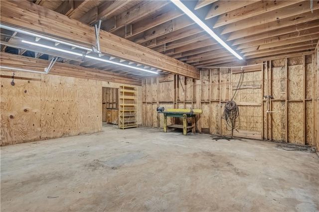 3282 Convair Lane, Decatur, GA 30032