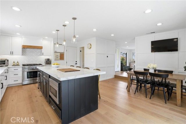 20082 Gothic Circle, Huntington Beach, CA 92646