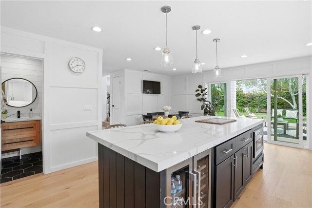 20082 Gothic Circle, Huntington Beach, CA 92646