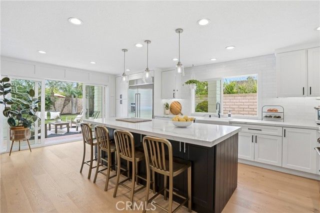 20082 Gothic Circle, Huntington Beach, CA 92646