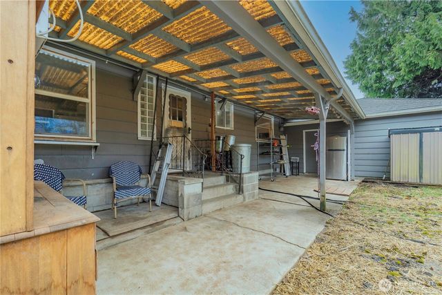 11324 Waller Road E, Tacoma, WA 98446