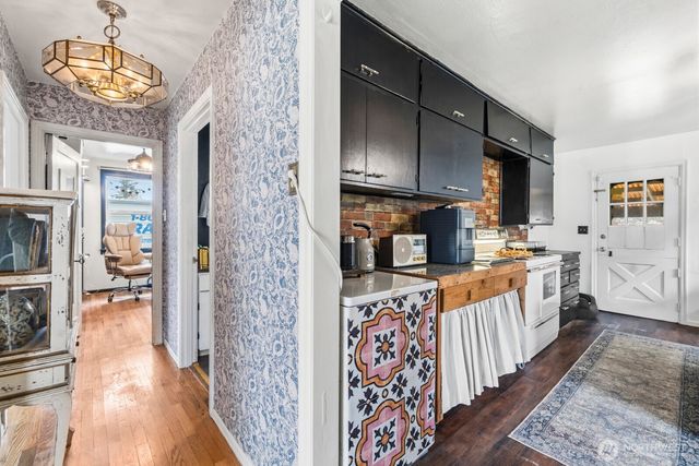 11324 Waller Road E, Tacoma, WA 98446