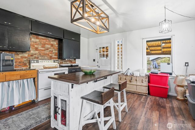 11324 Waller Road E, Tacoma, WA 98446