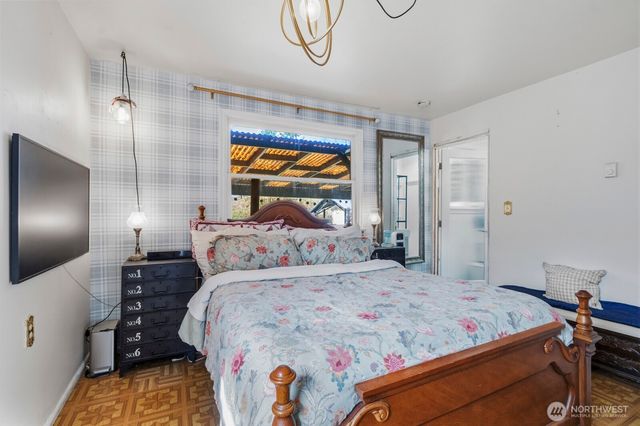 11324 Waller Road E, Tacoma, WA 98446