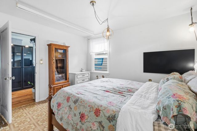 11324 Waller Road E, Tacoma, WA 98446