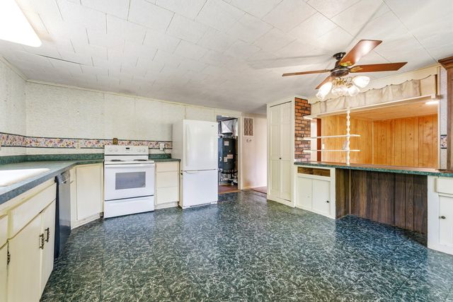 4603 W Ab Avenue, Cooper Twp, MI 49080