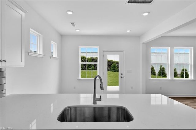 5525 Hydrangea Street, Winston-salem, NC 27014